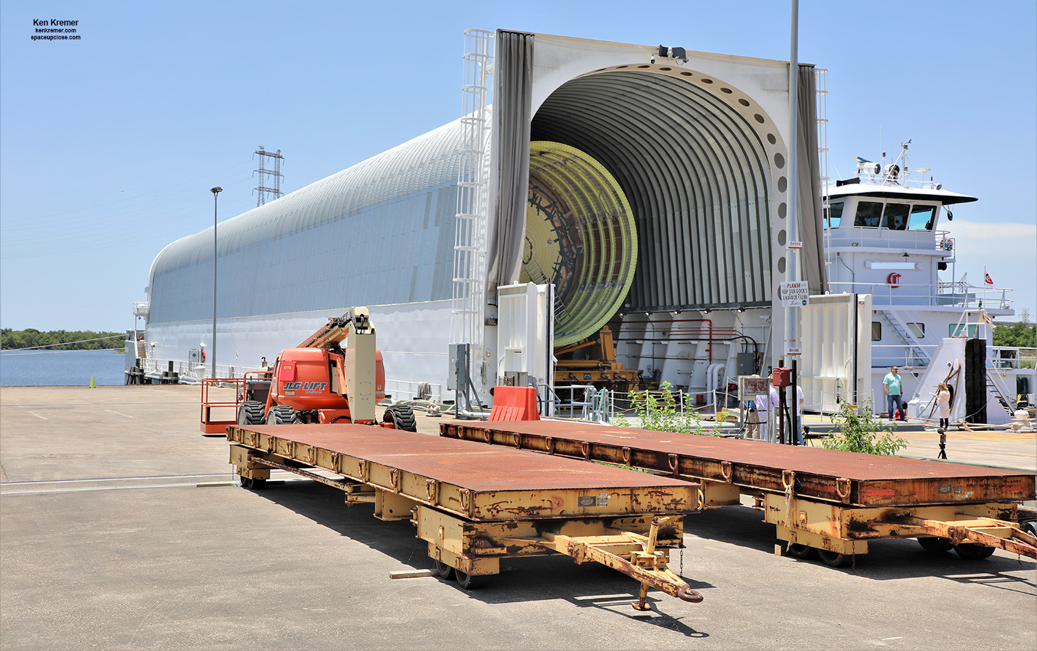 Pegasus Barge Set to Deliver SLS Core Stage Pathfinder to Kennedy Space Center to Support Artemis Moon Program