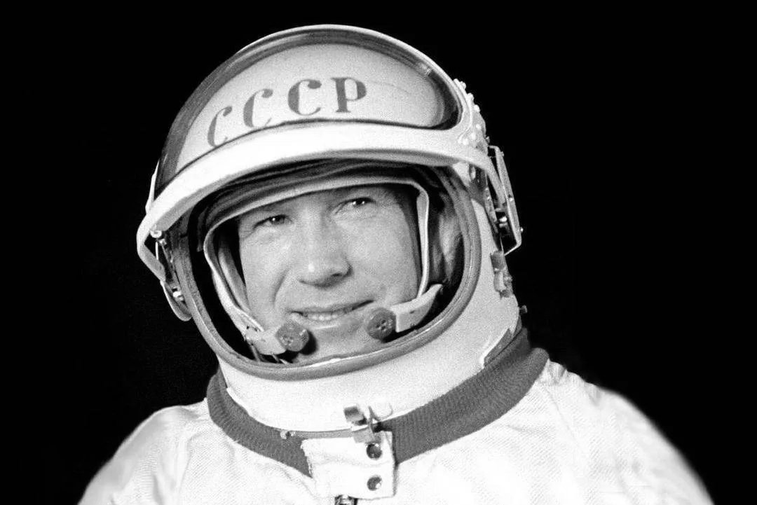 Legendary Cosmonaut Alexei Leonov – 1st Human to Walk in Space – Dies