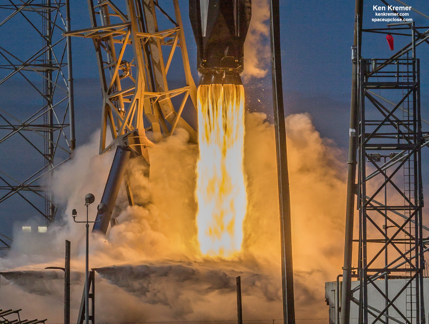 SpaceX Launches 2nd Batch of Starlink Broadband Sats with 1st Quadruply Launched Booster and 1st Reused Fairings on Veterans Day: Photos