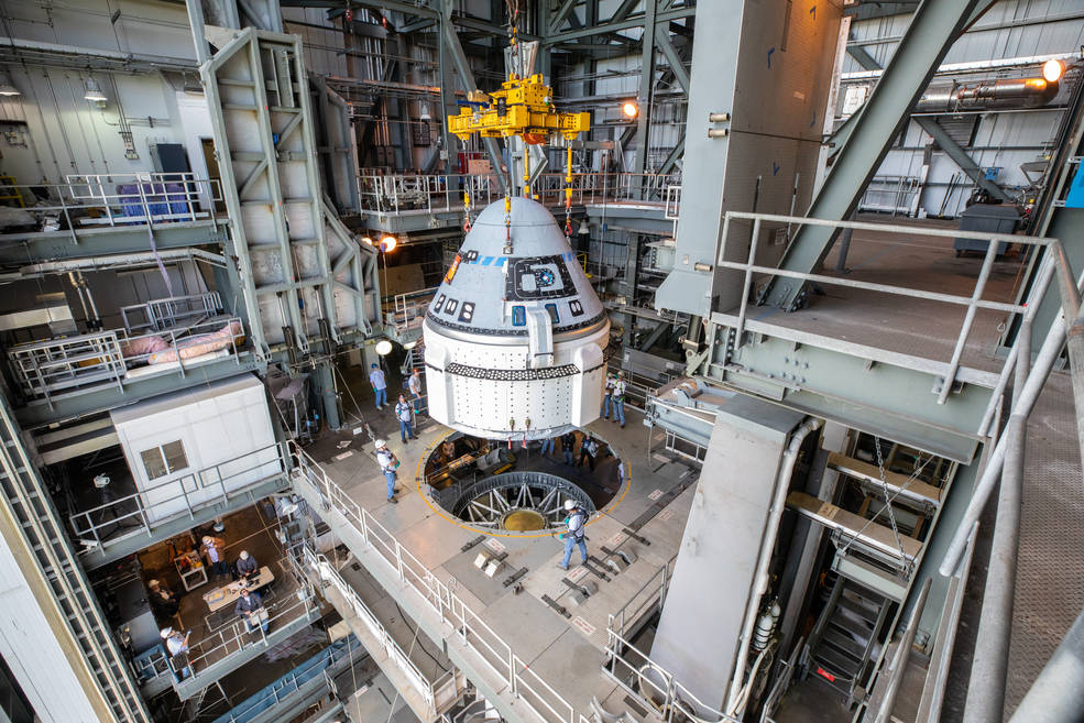 1st Flightworthy Boeing Starliner Crew Capsule Bolted Atop ULA Atlas V Launcher for 1st Uncrewed Test Flight