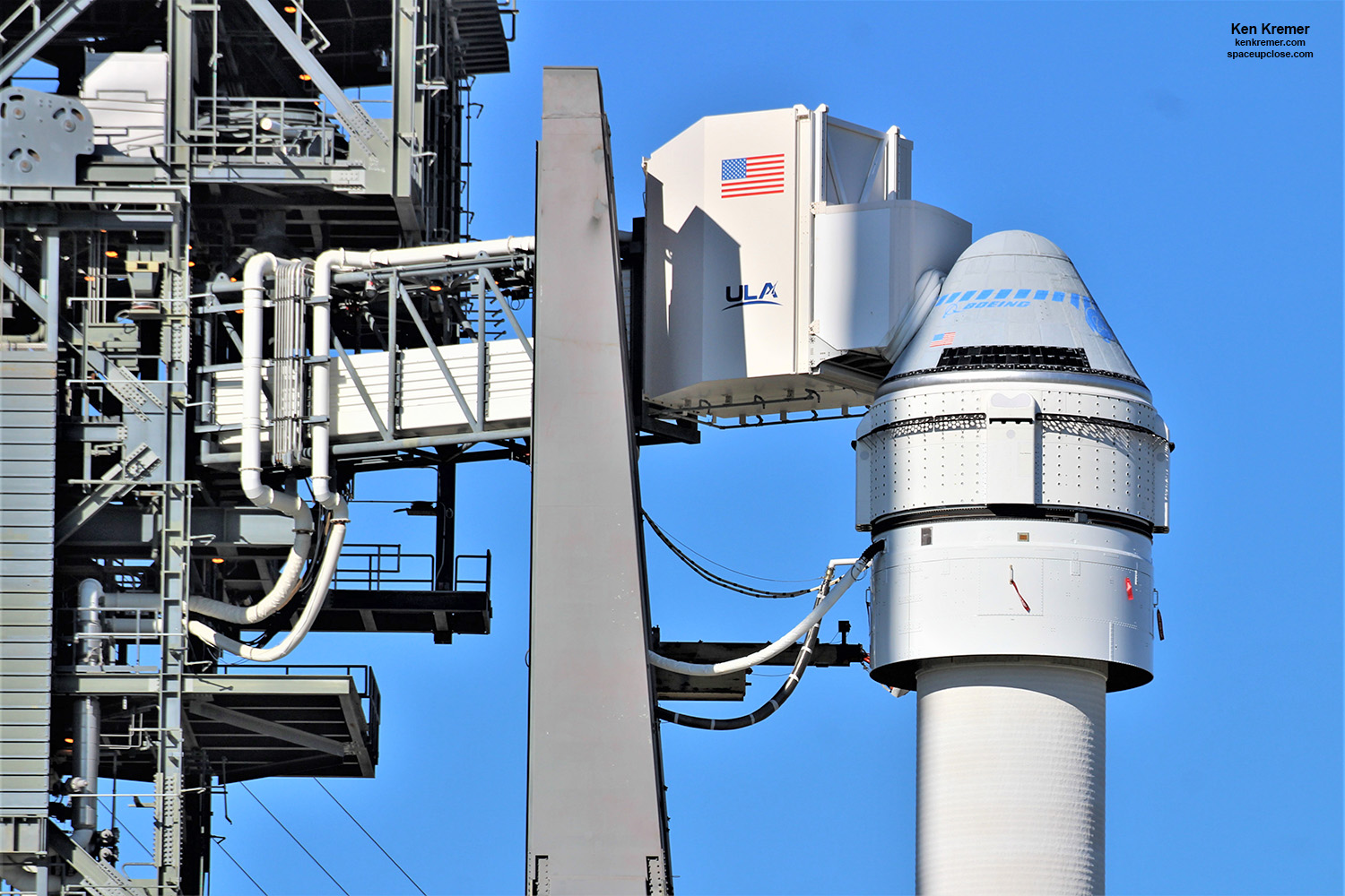 CST-100 Starliner фото. Launch Complex 19 for the Gemini Titan II. Boeing and SPACEX both on Launch Pad.