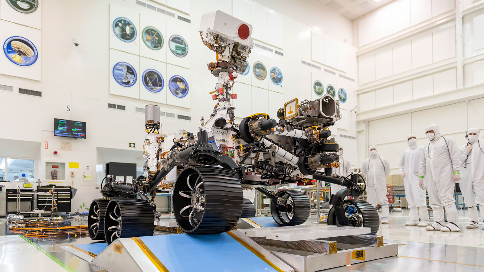 NASA Mars 2020 Rover Completes First Test Drive