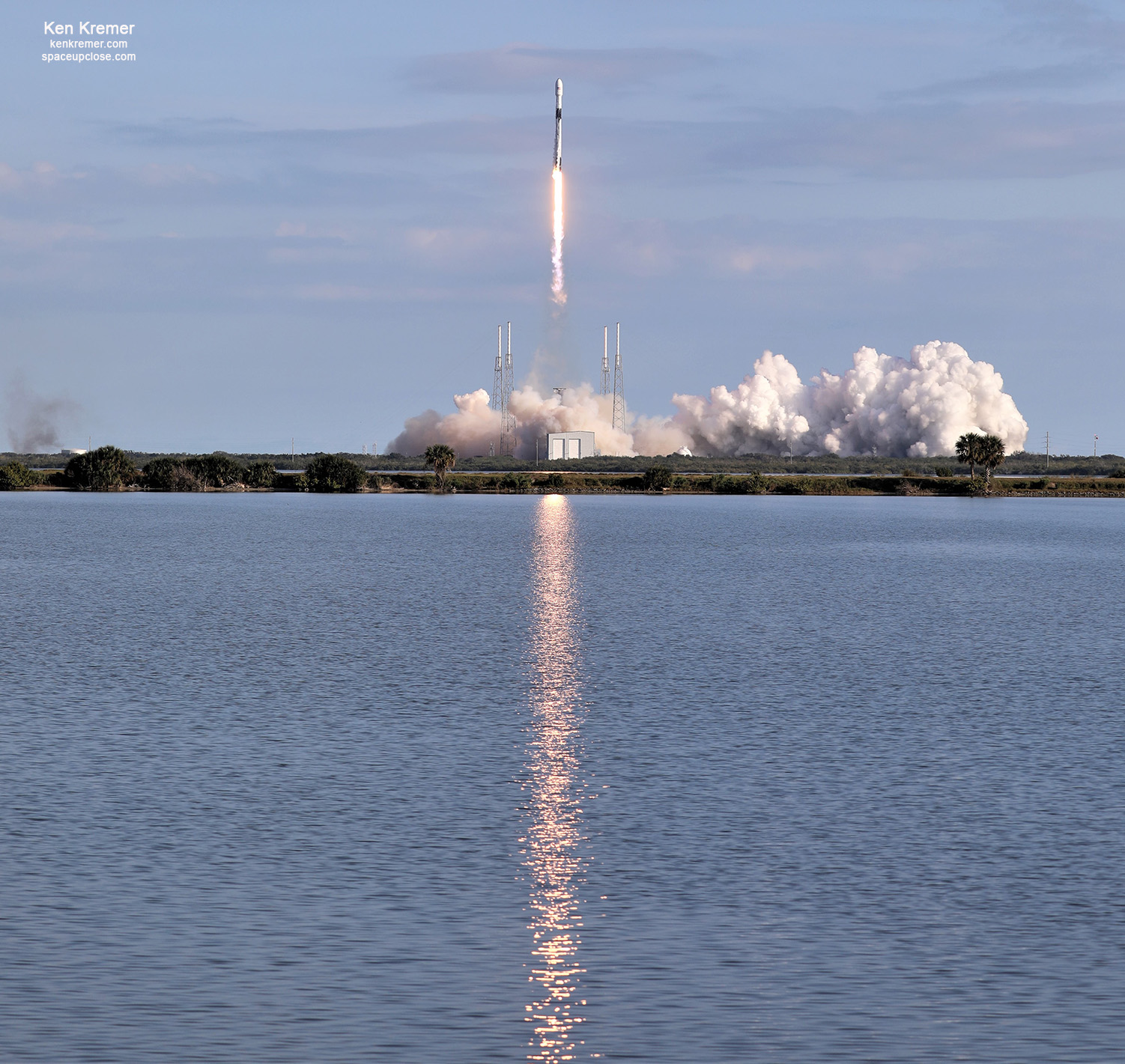 Stunning SpaceX Starlink Launch into Sunny Skies after Several Space Coast Weather Delays