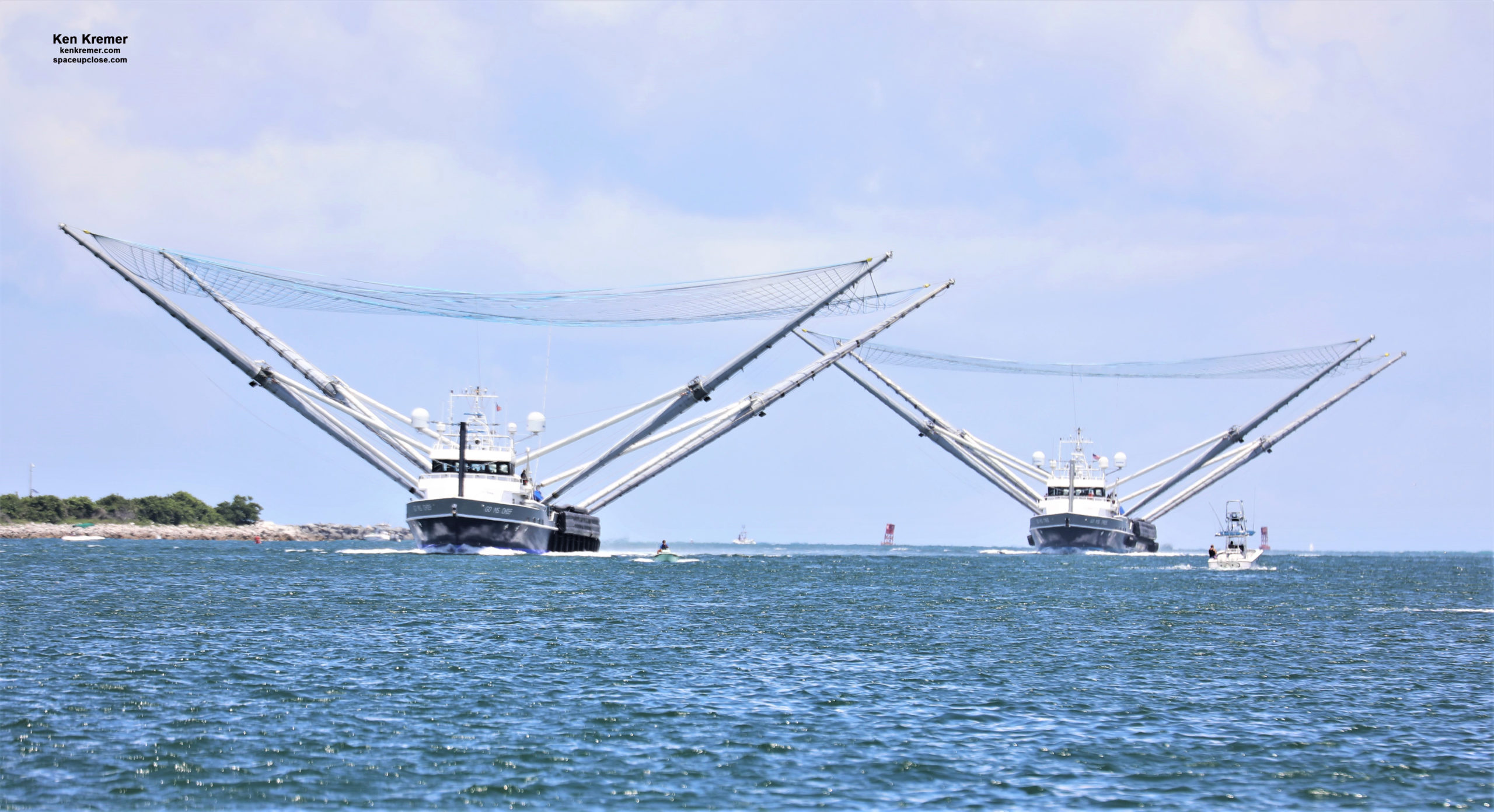 Both Recovered Recycled Payload Fairings Return to Port Canaveral Sunday From SpaceX Starlink SkySat Launch