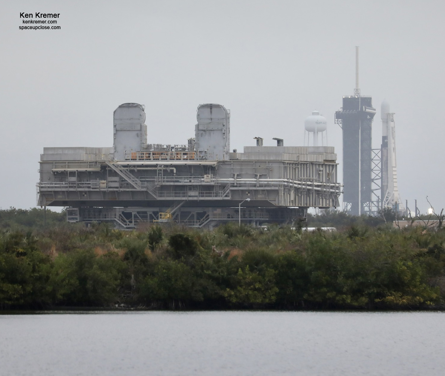 SpaceX Scrubs Falcon 9 Launch to Check 2nd Stage Sensor, Resets Liftoff to Dec. 19: Photos/Watch Live