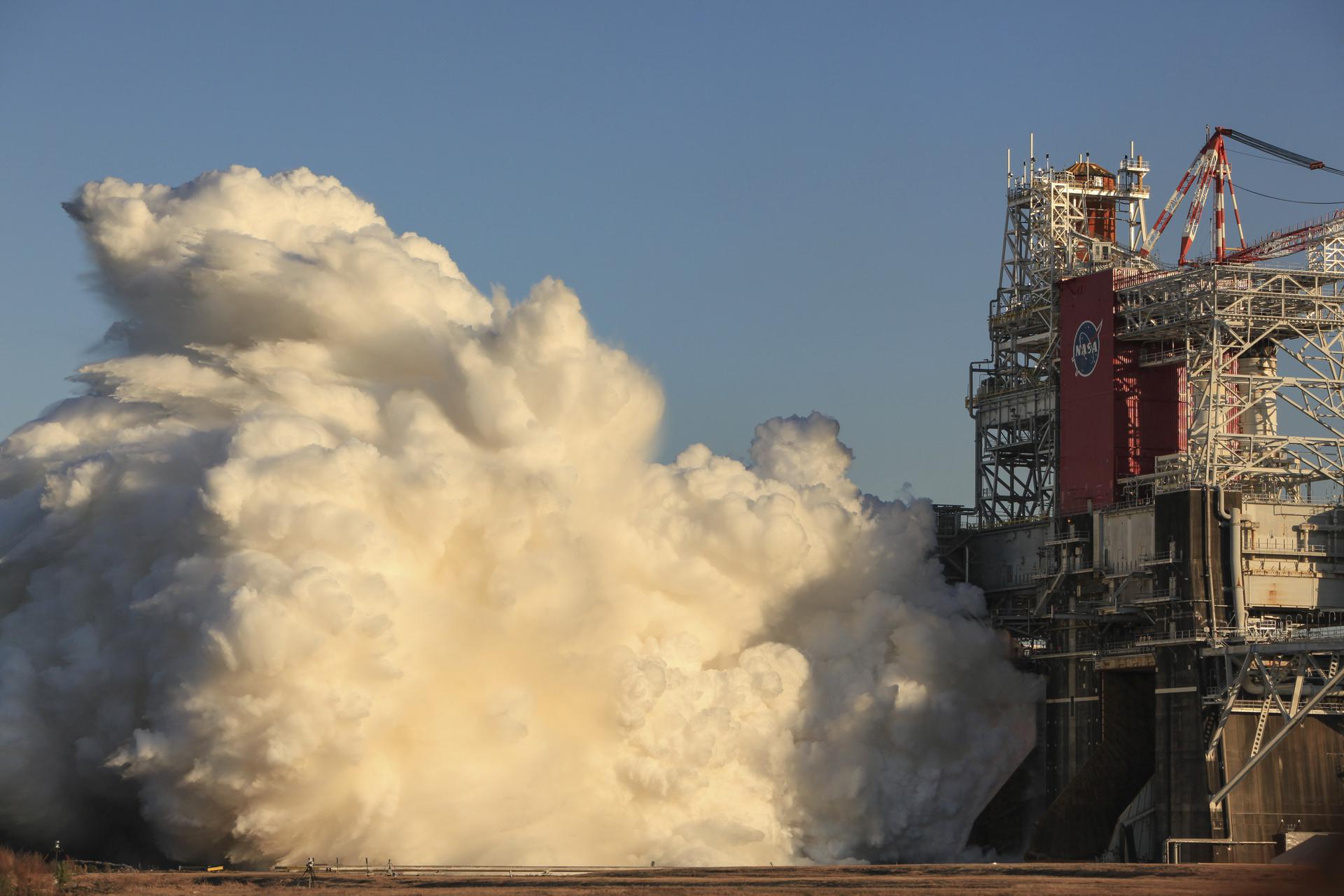 NASA Decides to Perform 2nd SLS Green Run Hot Fire Test Late February