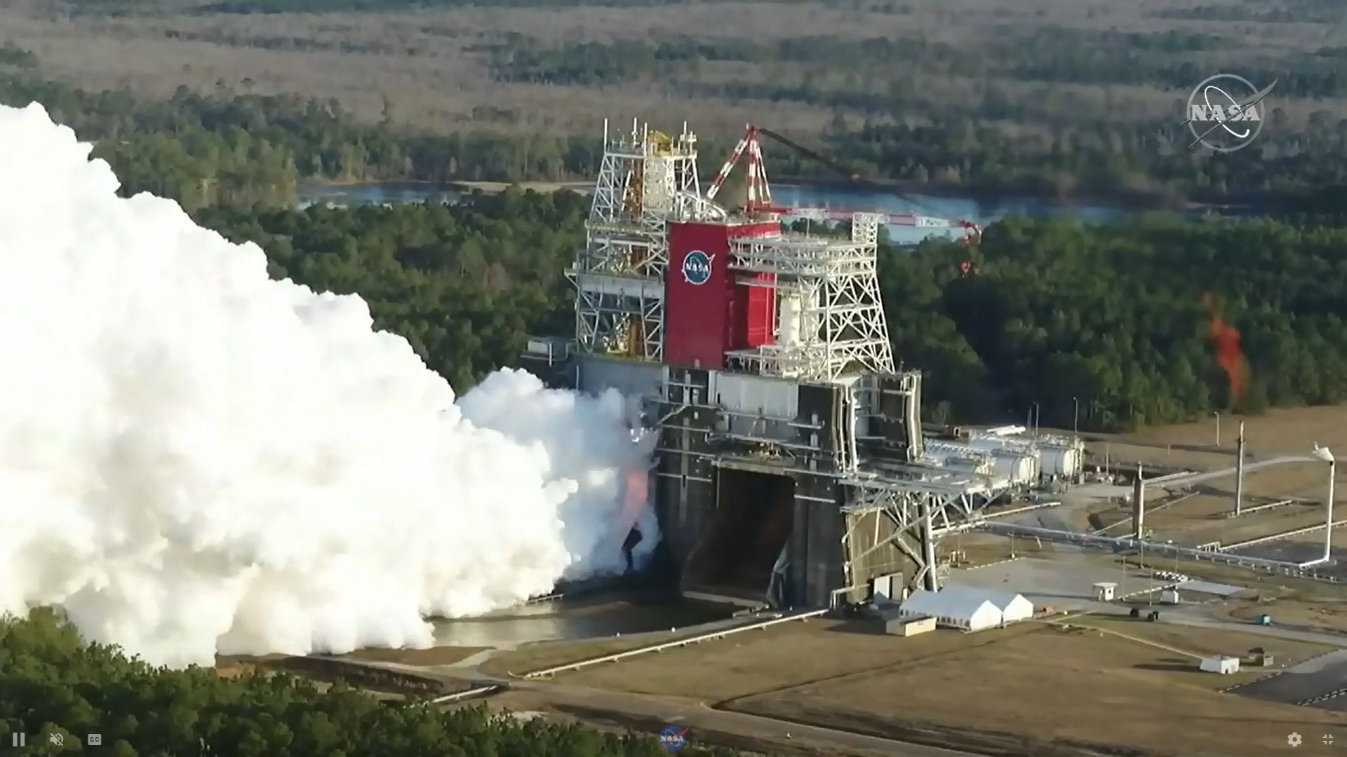 NASA Seeks Cause to Early End of SLS Moon Rocket Green Run Hot Fire Test