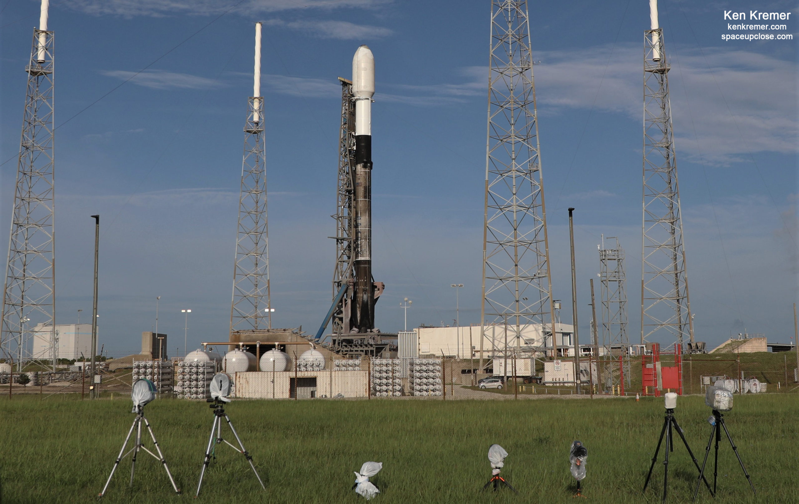 Rogue Aircraft Scrubs SpaceX Transporter-2 Rideshare Liftoff Recycled to June 30: Watch Live/Photos