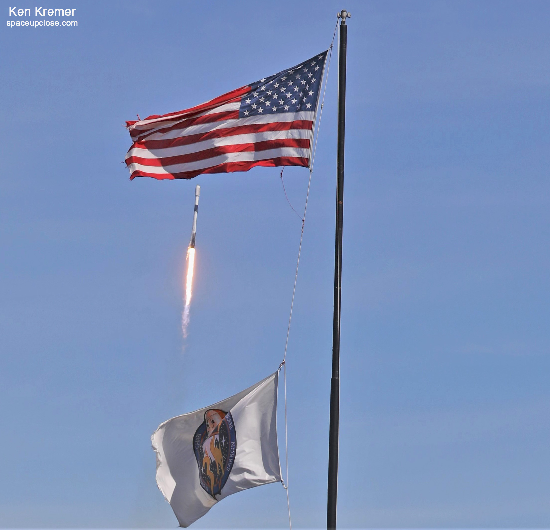 SpaceX Launches 3rd Falcon 9 Rocket in 3 Days Delivering Next Starlink Satellites to Orbit on Southerly Trajectory: Photos