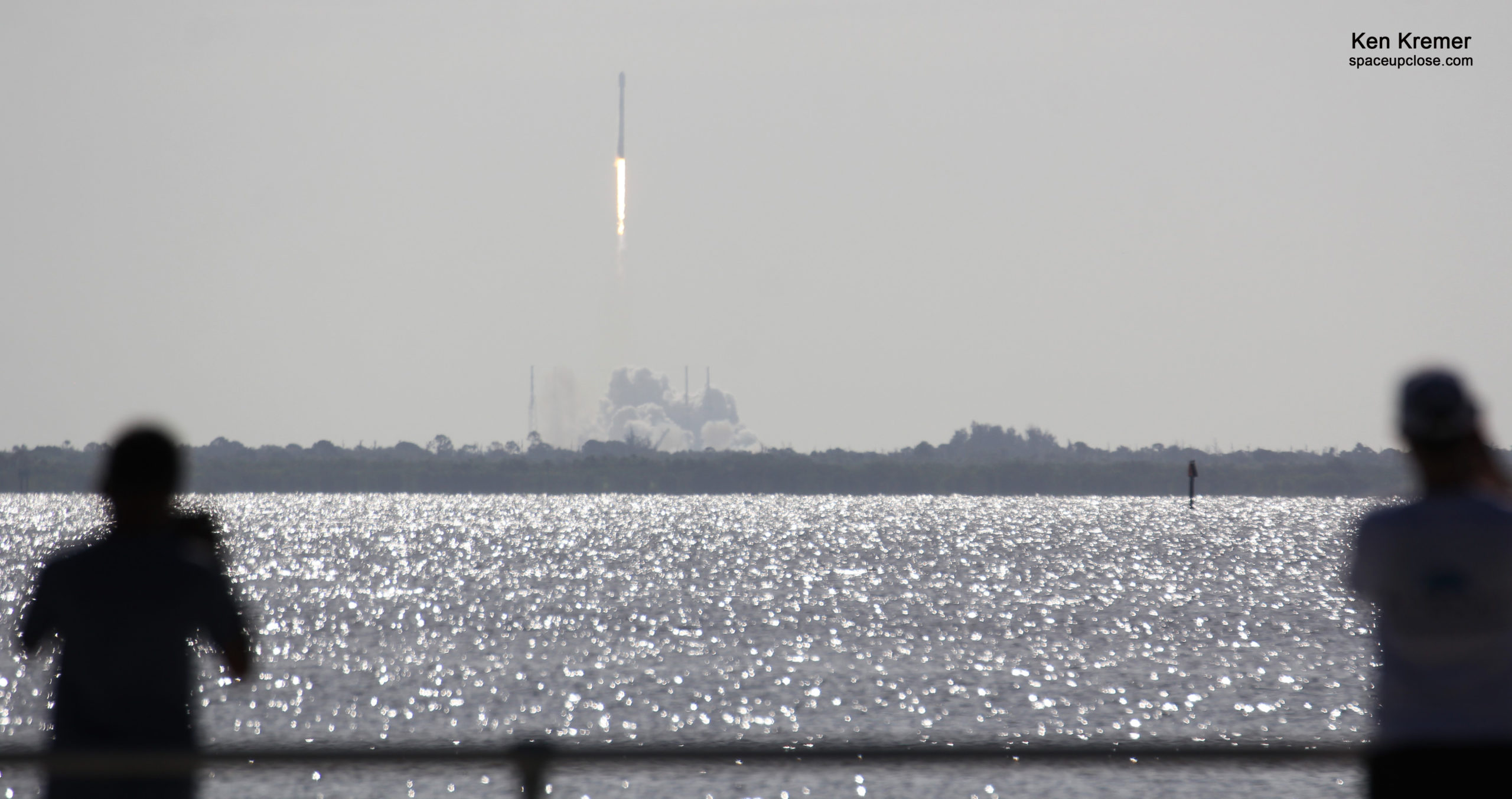 SpaceX Launches Another 53 Starlink Satellites to Orbit: Photos