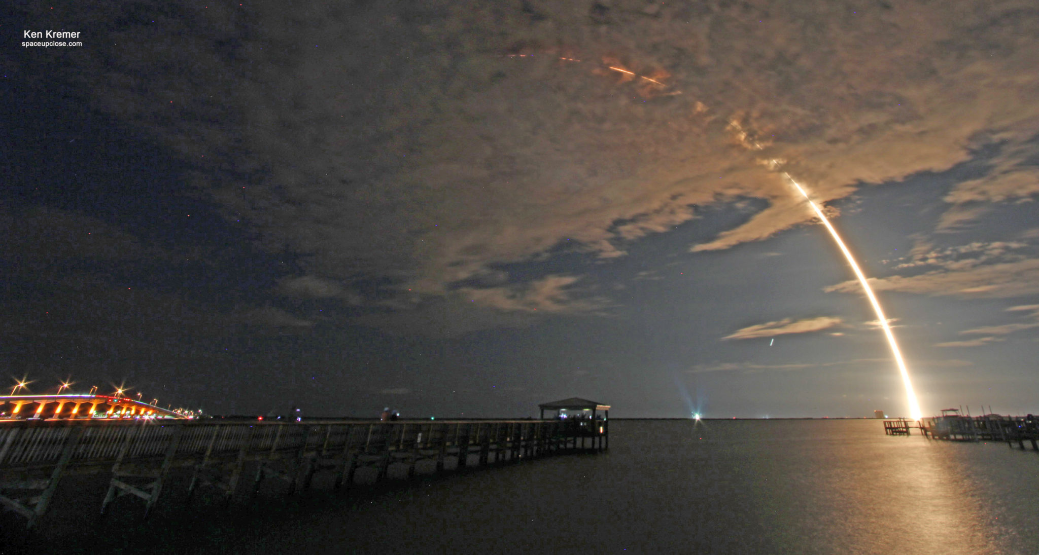 SpaceX Falcon 9 Launches Starlink Satellites at Last on 6th Try: Photos