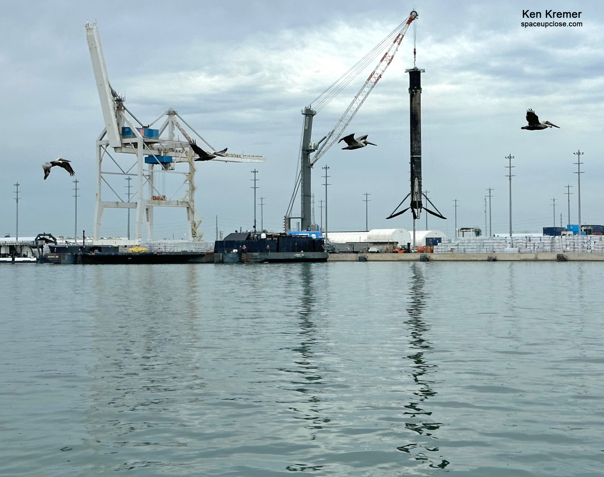 Last Launched and Landed SpaceX Falcon 9 Booster of 2022 Returns to Port Canaveral New Year’s Eve: Photos