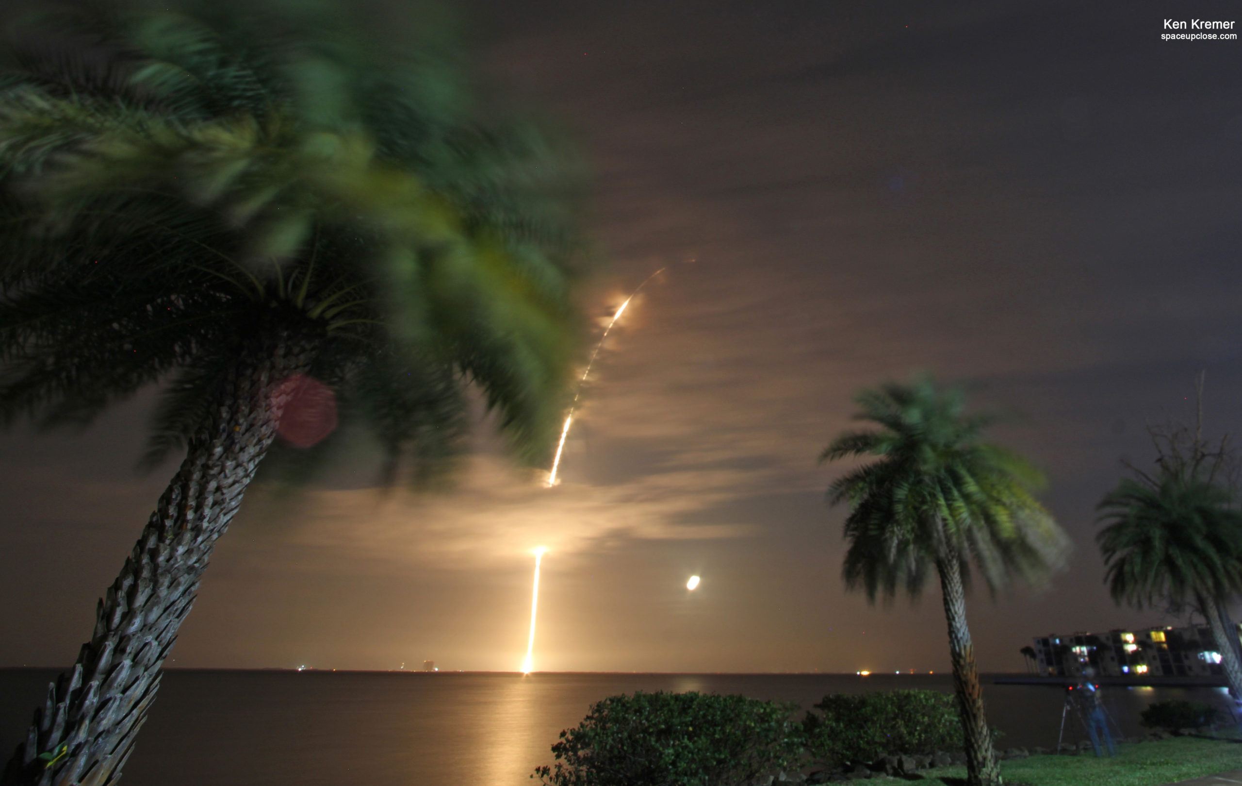 Stellar Midnight SpaceX Launch Lofts 55 Starlinks to Orbit with Fastest Pad Turnaround: Photos