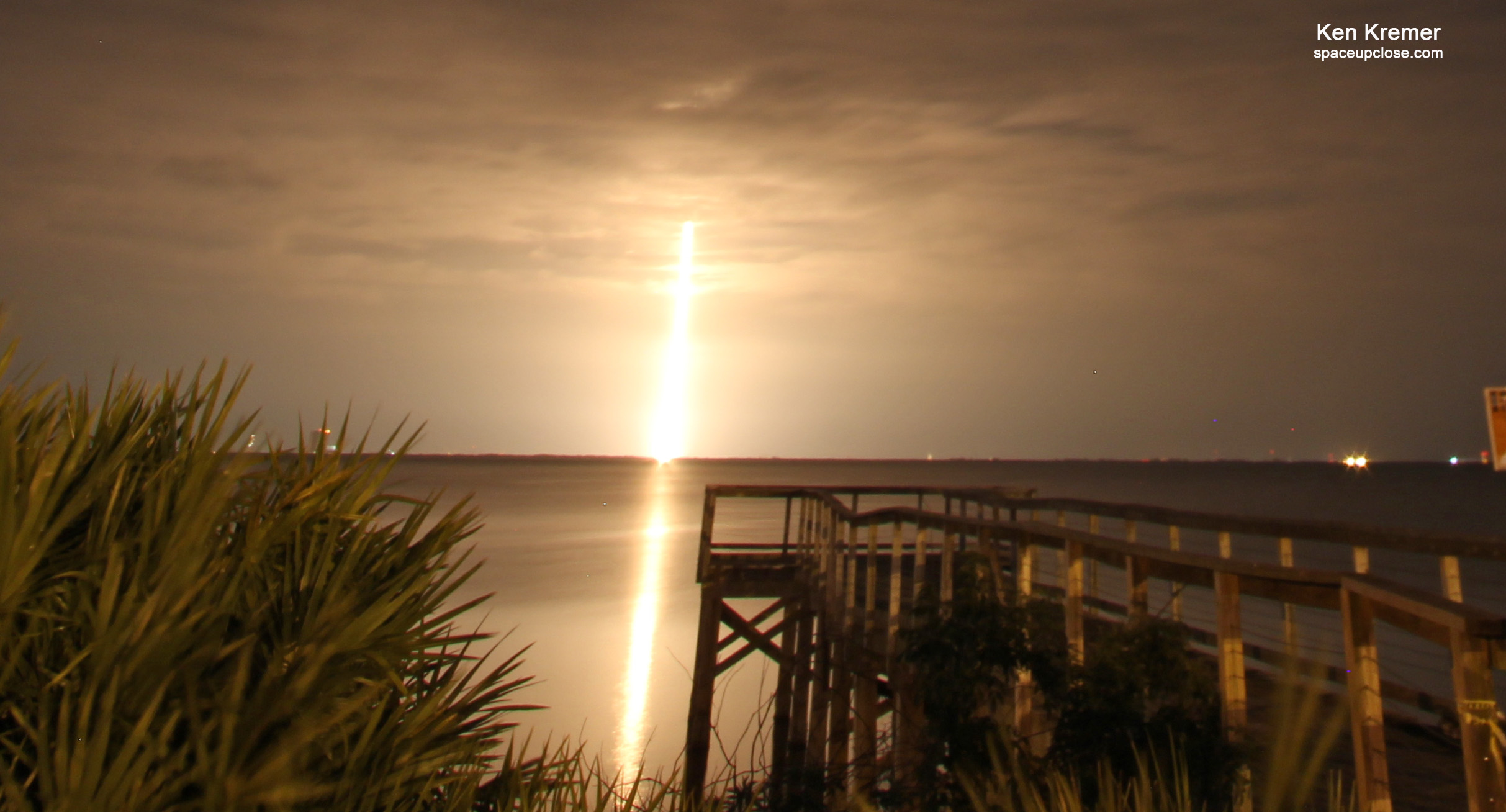 Throngs Thrilled Friday Night by SpaceX Falcon 9 Launch of Inmarsat Mobile Comsat from Space Coast: Photos