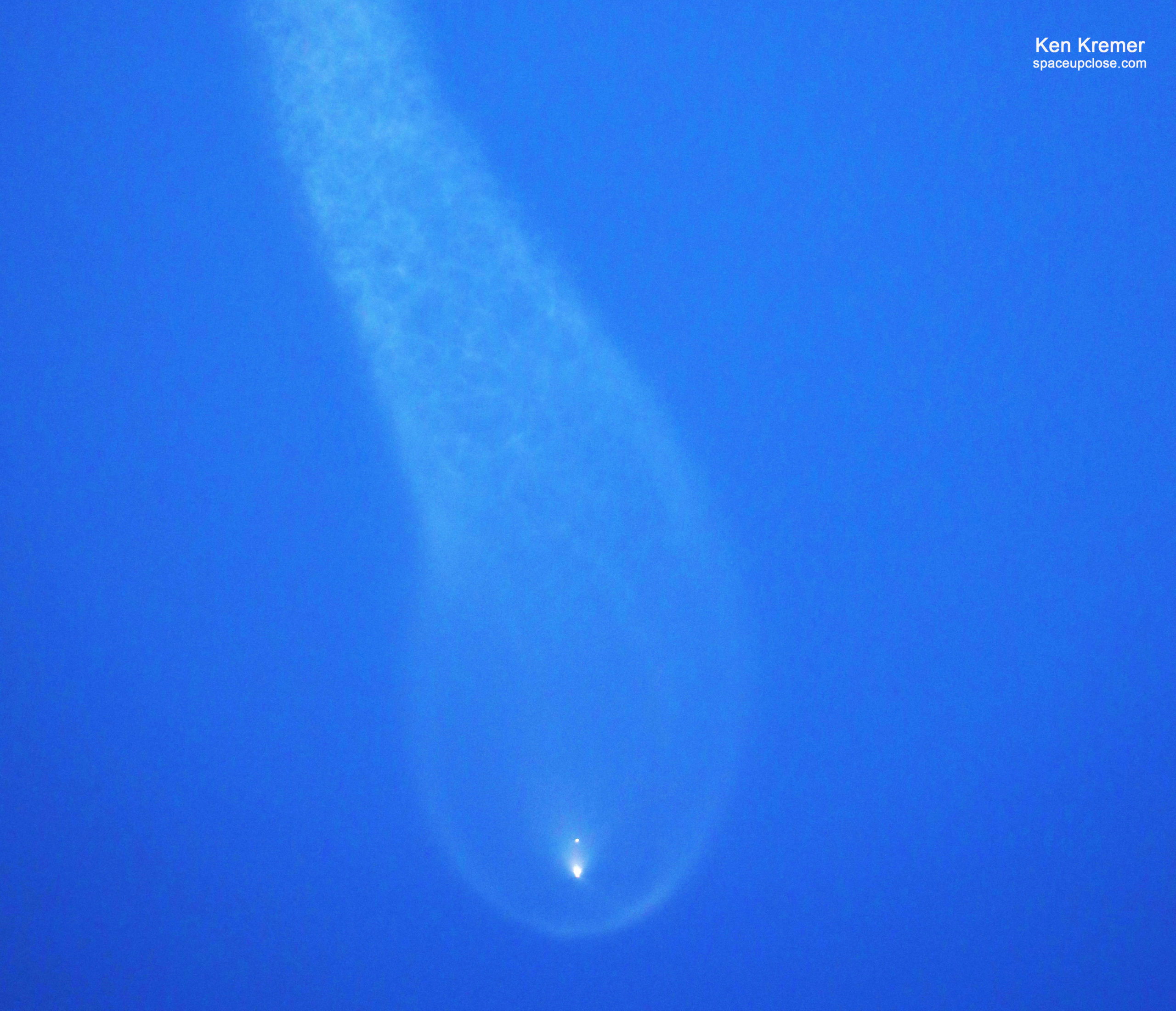 Spectacular Golden Sunset SpaceX liftoff of Twin SES Comsats Spawns ‘Space Jellyfish’: Photos